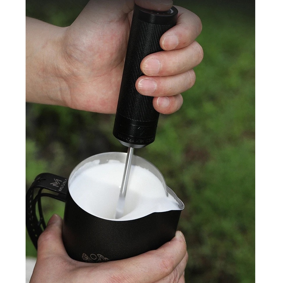 【即納】MUVNA　プレミアムフォーマー